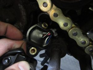 GSX250R　DN11A　ニュートラルセンサー